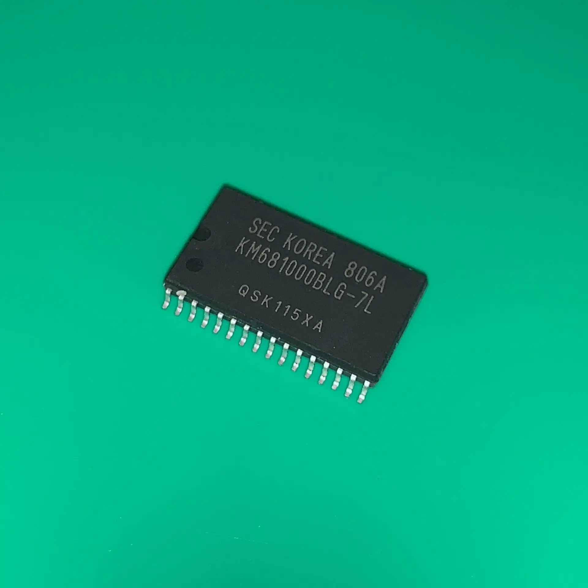 4 шт./лот KM681000BLG-7L SOP32 KM 681000 BLG-7L 128K x8 бит маломощная CMOS статическая ОЗУ KM681000BLG7L KM681000B LG-7L KM 681000BLG
4 шт./лот KM681000BLG-7L SOP32 KM 681000 BLG-7L 128K x8 бит маломощная CMOS статическая ОЗУ KM681000BLG7L KM681000B LG-7L KM 681000BLG