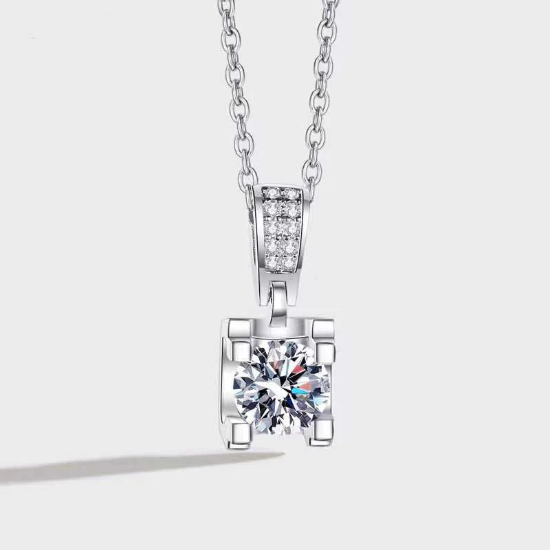 Trendy 1 Carat D Color Moissanite Necklace Women Jewelry White Gold Plated 925 Sterling Silver Bull Head Pedant Necklace Gift
Trendy 1 Carat D Color Moissanite Necklace Women Jewelry White Gold Plated 925 Sterling Silver Bull Head Pedant Necklace Gift