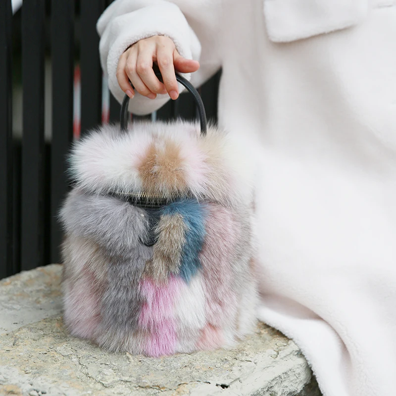 2020 Fxfurs Fashion Fox Fur Bag Furry Bag Women's Bucket Bag Autumn and Winter New One-Shoulder Crossbody Chain Trendy Bag
2020 Fxfurs Fashion Fox Fur Bag Furry Bag Women's Bucket Bag Autumn and Winter New One-Shoulder Crossbody Chain Trendy Bag