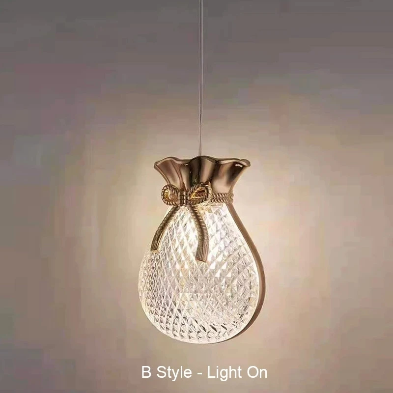Postmodern creative dining room lamp chandelier single head simple acrylic art bedroom bedside living room special-shaped light
Postmodern creative dining room lamp chandelier single head simple acrylic art bedroom bedside living room special-shaped light