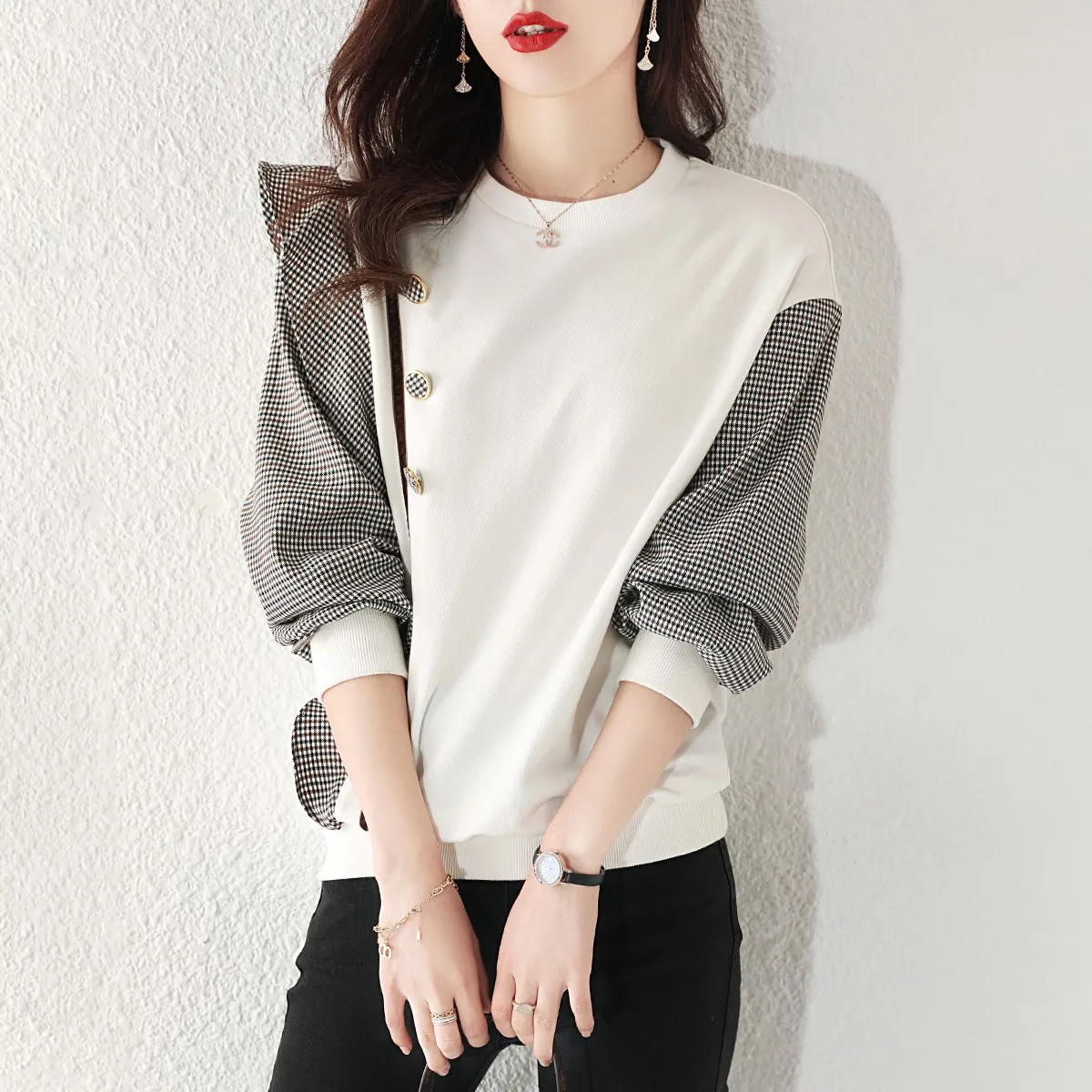 Modern Design Patchwork Plaid Sweatshirts For Women Chic Sweet Lantern Sleeve Loose Casual Fashion Office Lady Pullovers Tops
Modern Design Patchwork Plaid Sweatshirts For Women Chic Sweet Lantern Sleeve Loose Casual Fashion Office Lady Pullovers Tops