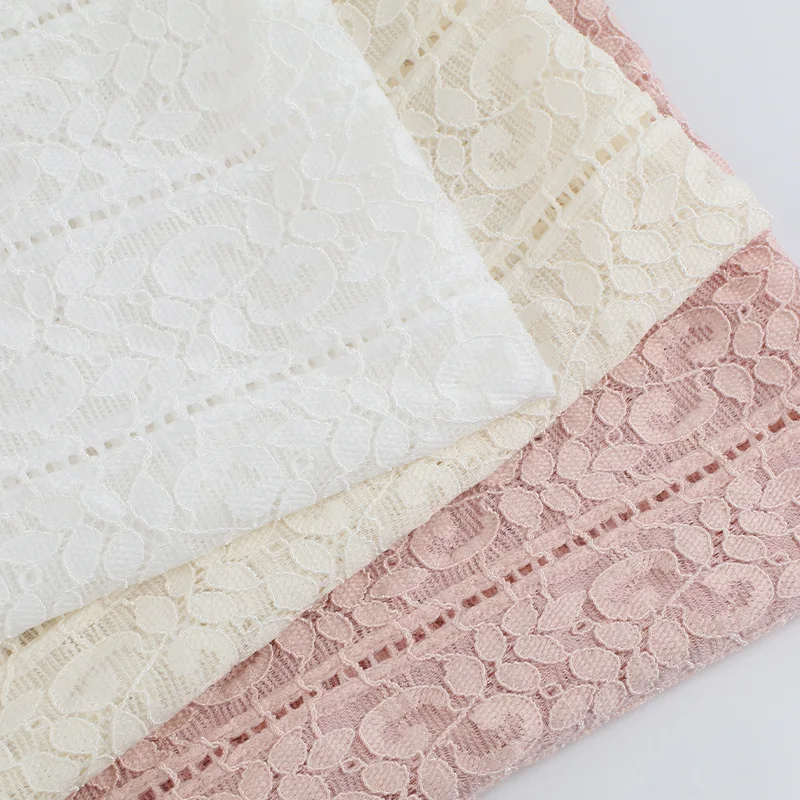 2021 Newest Cotton Lace Cloth Floral Embroidered Lace Cloth Women's Summer Cotton Cloth Hollow Lace Fabric
2021 Newest Cotton Lace Cloth Floral Embroidered Lace Cloth Women's Summer Cotton Cloth Hollow Lace Fabric