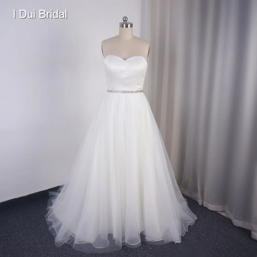 Sweetheart Satin Organza Simple Wedding Dress with Crystal Beaded Belt Factory Custom Made
Sweetheart Satin Organza Simple Wedding Dress with Crystal Beaded Belt Factory Custom Made