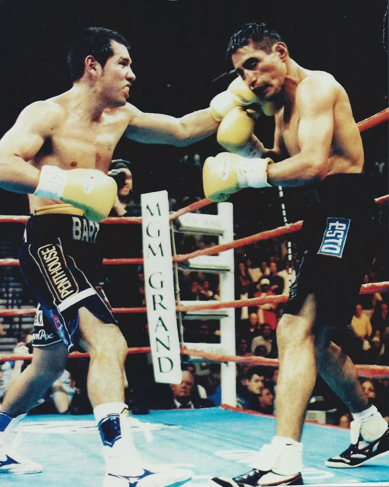 MARCO ANTONIO BARRERA vs ERIK MORALES BOXING PICTURE Art Silk Poster Print 24x36inch
MARCO ANTONIO BARRERA vs ERIK MORALES BOXING PICTURE Art Silk Poster Print 24x36inch