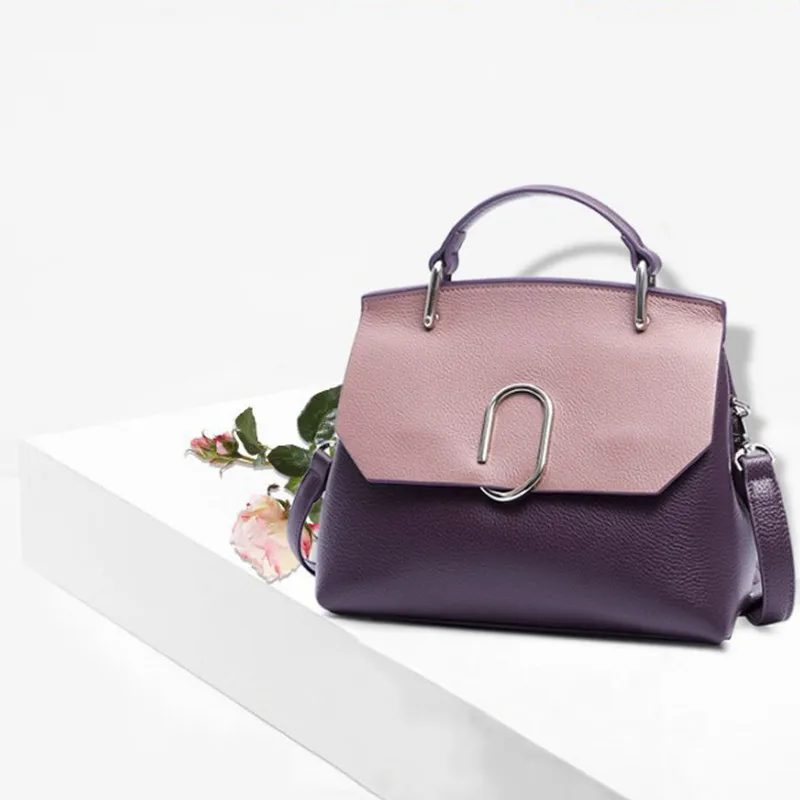 Luxury Head Layer Cowhide Leather Classical Women Bag Retro Oil Wax Leather Fashion Rivet Large Capacity Shoulder Bags
Luxury Head Layer Cowhide Leather Classical Women Bag Retro Oil Wax Leather Fashion Rivet Large Capacity Shoulder Bags