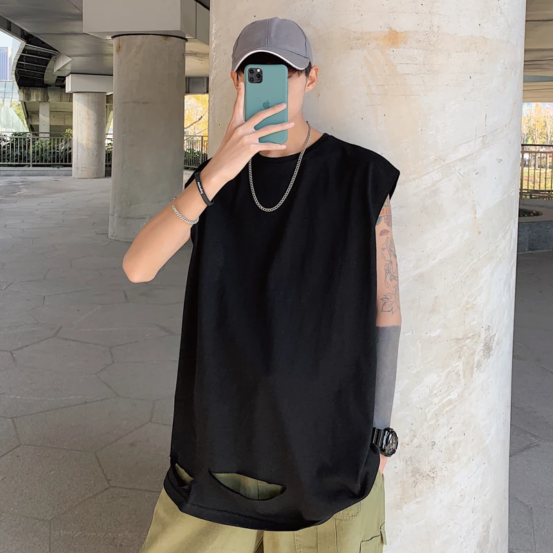 Men's summer vest T-shirt fashion trend simple black and white hole hole sleeveless T-shirt in large size
Men's summer vest T-shirt fashion trend simple black and white hole hole sleeveless T-shirt in large size