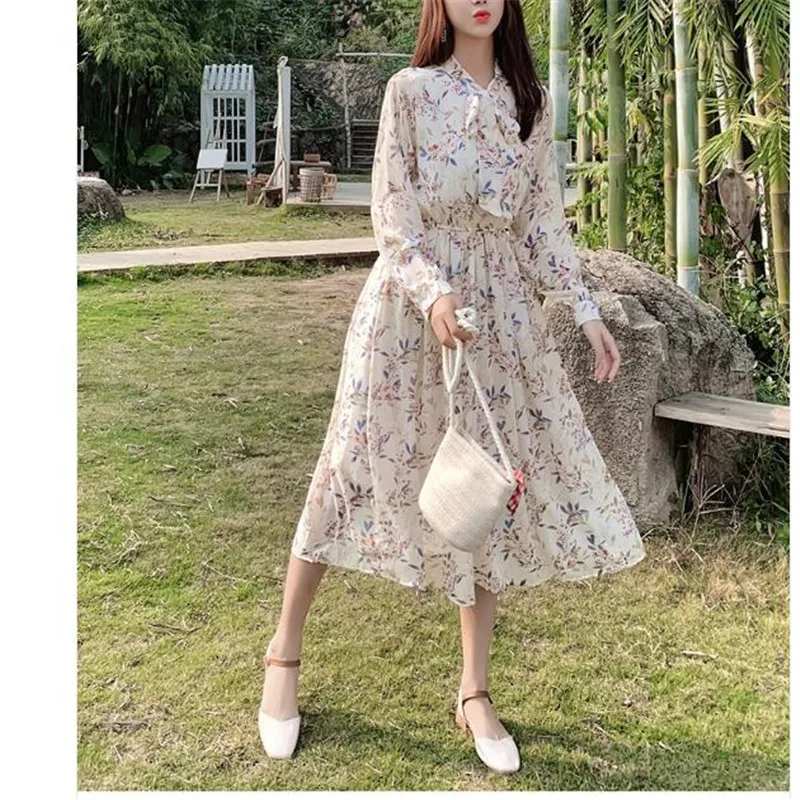 long sleeve 3XL Plus size spring and Autumn Print dresses Bow Loose dress bohemian vacation midi dress
long sleeve 3XL Plus size spring and Autumn Print dresses Bow Loose dress bohemian vacation midi dress