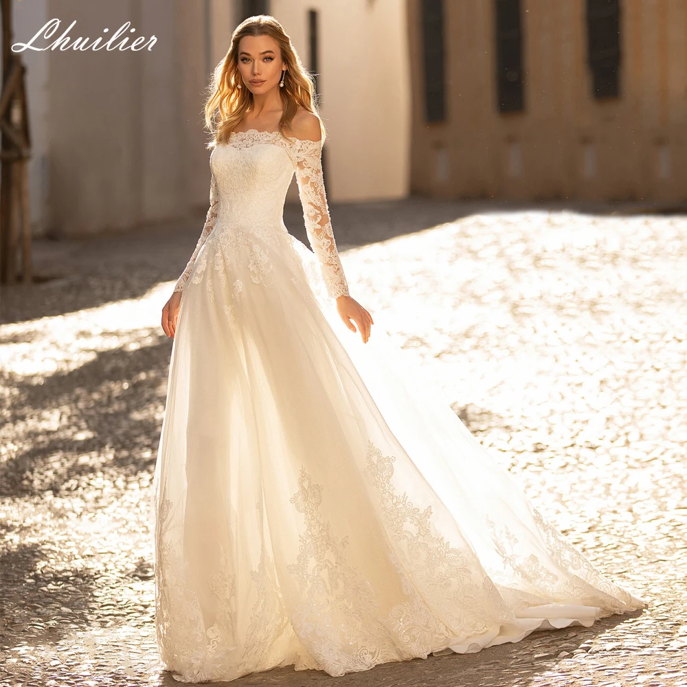 Lhuilier Customized A Line Boat Neck Wedding Dresses Floor Length Lace Appliques Full Sleeves Bridal Dress With Court Train
Lhuilier Customized A Line Boat Neck Wedding Dresses Floor Length Lace Appliques Full Sleeves Bridal Dress With Court Train