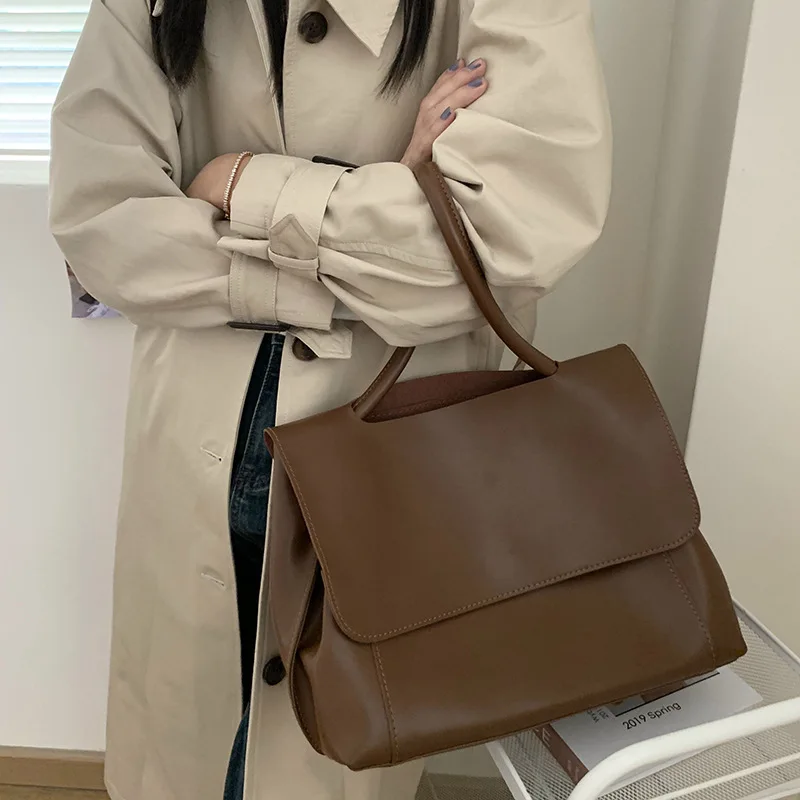 Luxury Tote Bag All-match Retro Underarm Bag Large Capacity Shoulder Bags High Quality PU Leather Shoulder Bags Ladies Wild Bags
Luxury Tote Bag All-match Retro Underarm Bag Large Capacity Shoulder Bags High Quality PU Leather Shoulder Bags Ladies Wild Bags