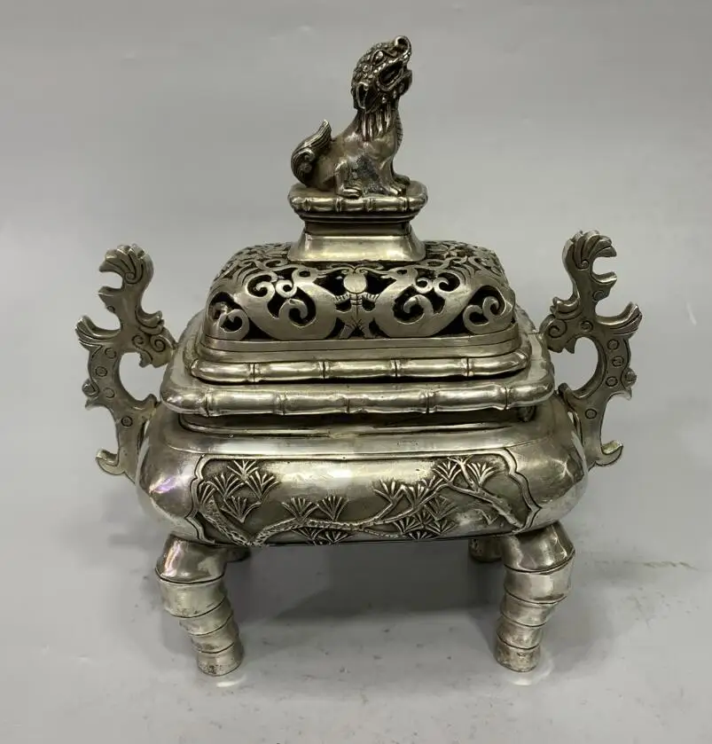 Archaize White copper double ear mythical wild animal Incense burner crafts statue
Archaize White copper double ear mythical wild animal Incense burner crafts statue