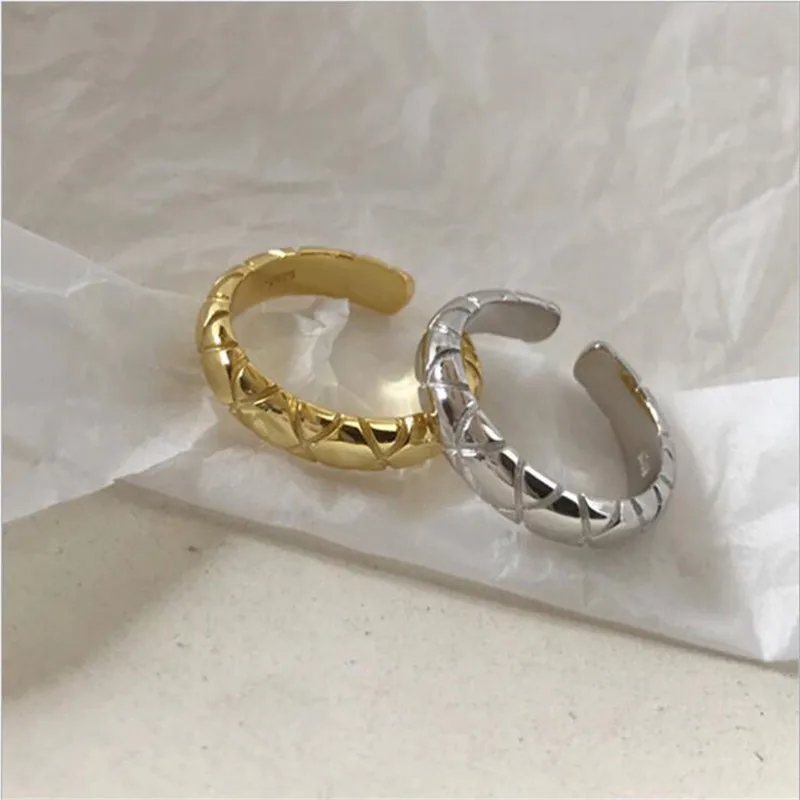New Fashion Ins Minimalist Scenery Face Crystal Geometric 925 Sterling Silver Jewelry Personality Female Opening Rings TYB492
New Fashion Ins Minimalist Scenery Face Crystal Geometric 925 Sterling Silver Jewelry Personality Female Opening Rings TYB492