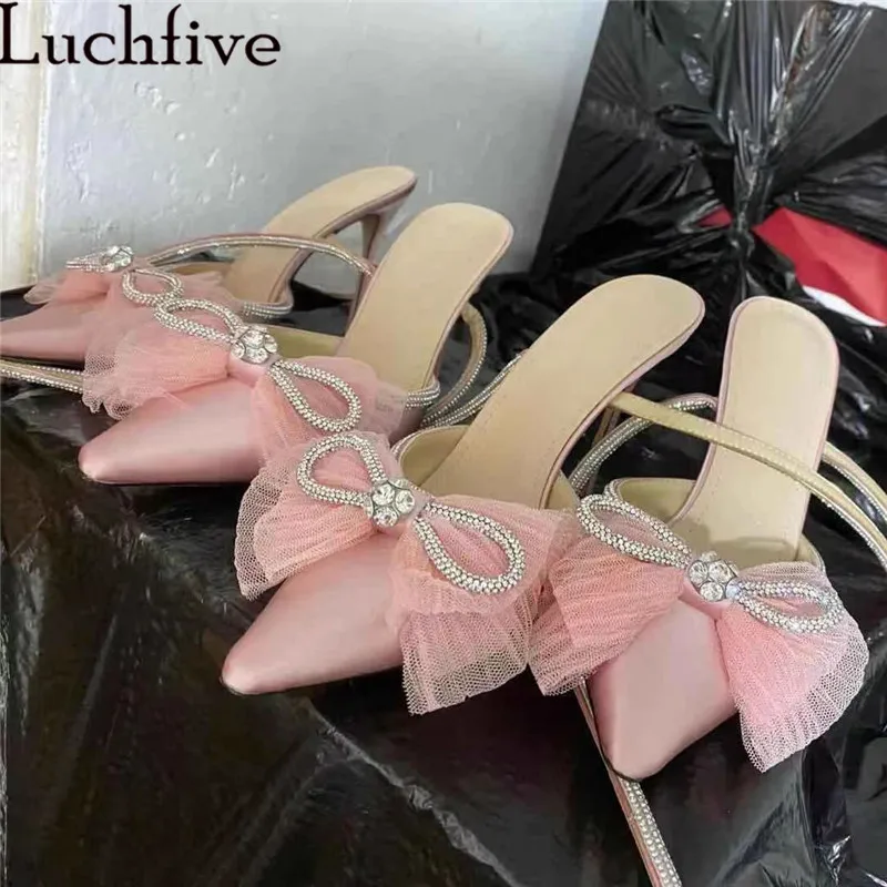 Hot Selling Wedding Shoes Female lace Bowknot Bridal Shoes Pink Satin Pointed Toe High Heel Sandals Sexy Crystal shoes Mujer
Hot Selling Wedding Shoes Female lace Bowknot Bridal Shoes Pink Satin Pointed Toe High Heel Sandals Sexy Crystal shoes Mujer