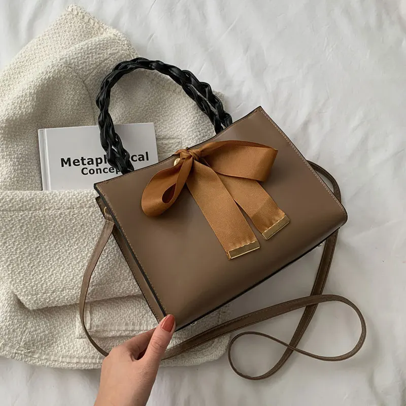 New Casual Solid Color Square Handbags For Women Fashion High Capacity Pu Leather Female Shoulder Bag Bow Ladies Crossbody Bag
New Casual Solid Color Square Handbags For Women Fashion High Capacity Pu Leather Female Shoulder Bag Bow Ladies Crossbody Bag