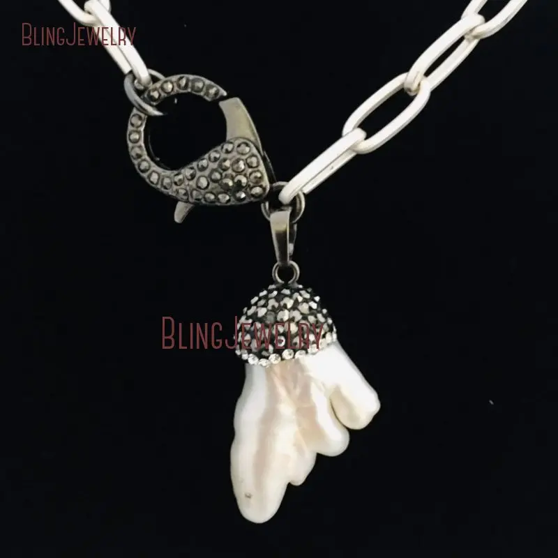 NM33911 Baroque Pearl Oval Cable Chain Choker Matte Silver Freshwater Creamy Natural Organic Czechcrystal Cap Rhinestone Clasp
NM33911 Baroque Pearl Oval Cable Chain Choker Matte Silver Freshwater Creamy Natural Organic Czechcrystal Cap Rhinestone Clasp