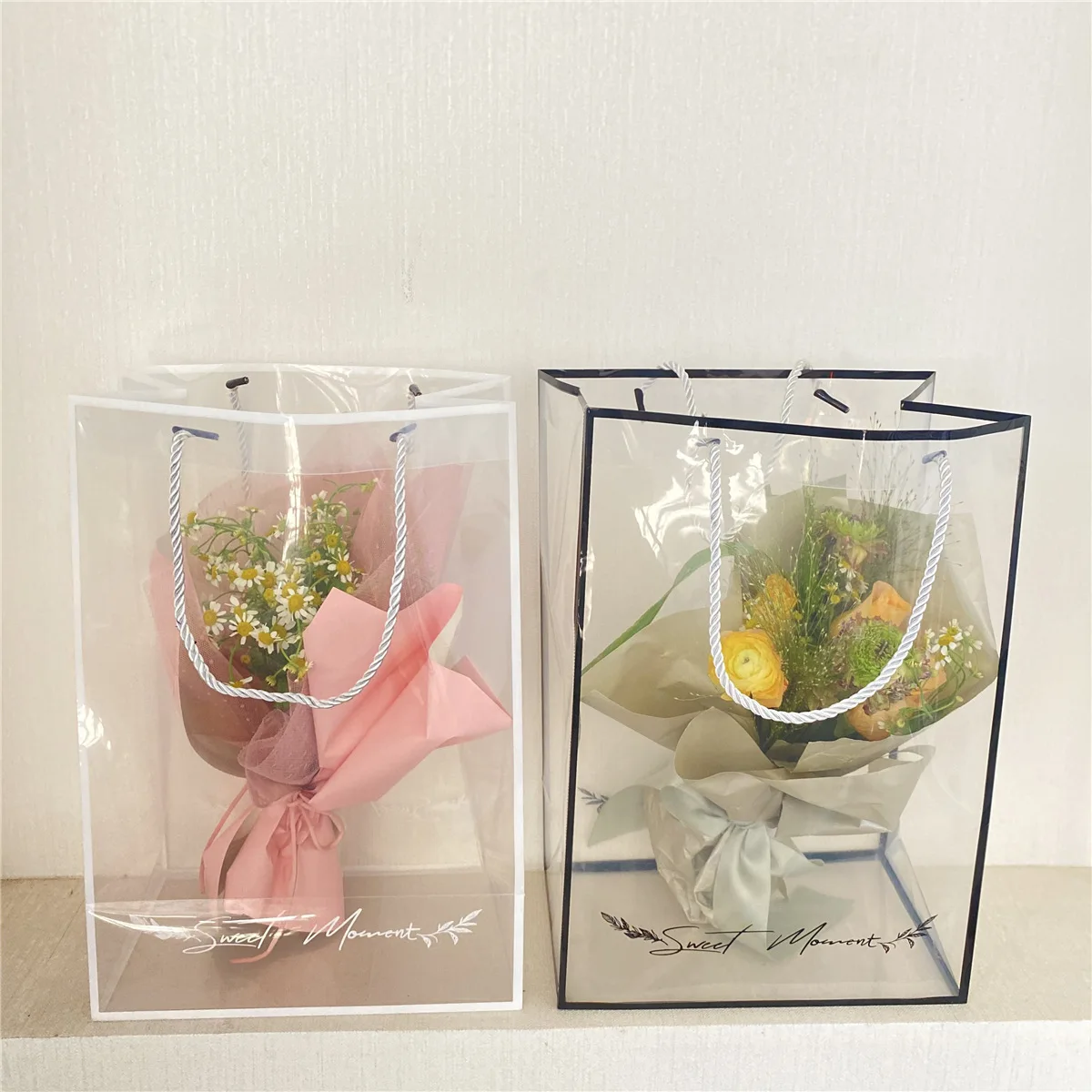 Kawaii PVC Gift Bags Flower Packages Cases For Mother's Days Festival Christmas Gift Flowers Boxes Gift Bag Clothing Cases Dec
Kawaii PVC Gift Bags Flower Packages Cases For Mother's Days Festival Christmas Gift Flowers Boxes Gift Bag Clothing Cases Dec
