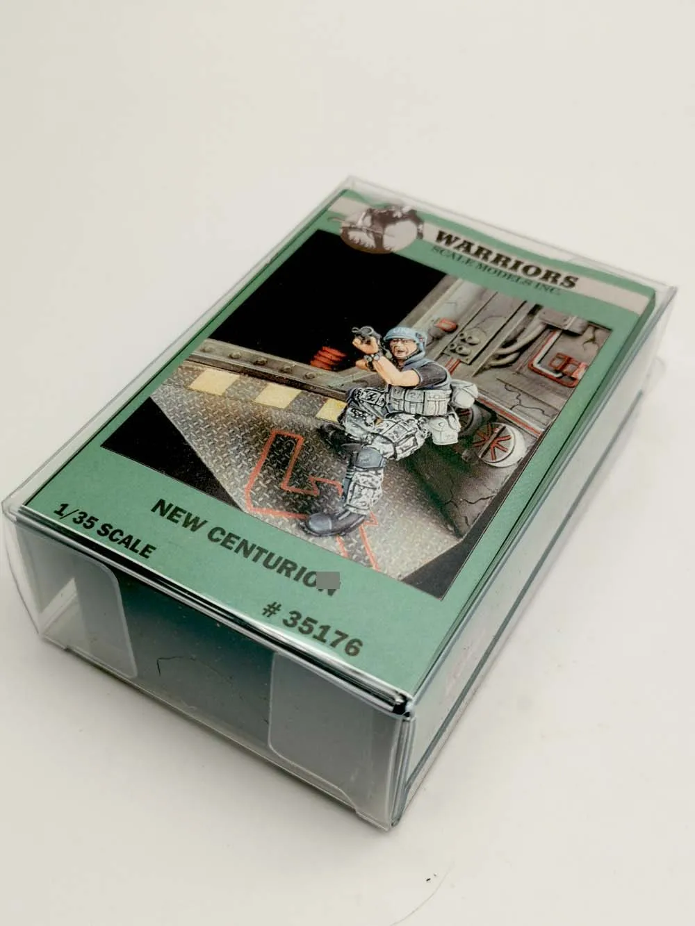 Новинка 1/35 фигурка воинов из смолы специального назначения (с основанием) #35176
Новинка 1/35 фигурка воинов из смолы специального назначения (с основанием) #35176