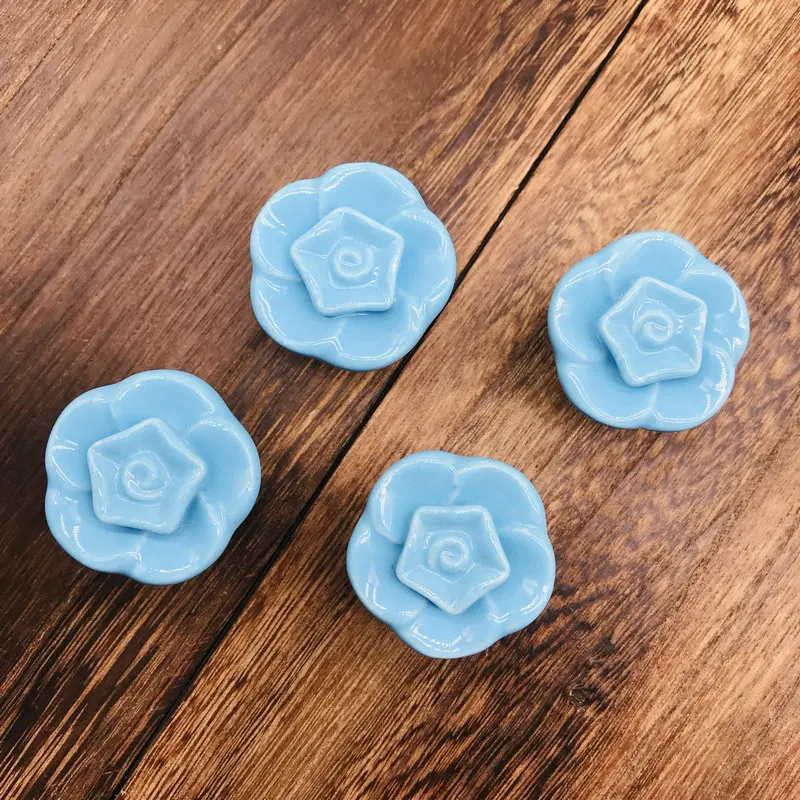 10 шт. керамические ручки для мебели, ручка для выдвижного ящика с голубыми цветами 1,38 дюйма, ручка для портфеля, чемодана, гардероба, шкафа
10 шт. керамические ручки для мебели, ручка для выдвижного ящика с голубыми цветами 1,38 дюйма, ручка для портфеля, чемодана, гардероба, шкафа