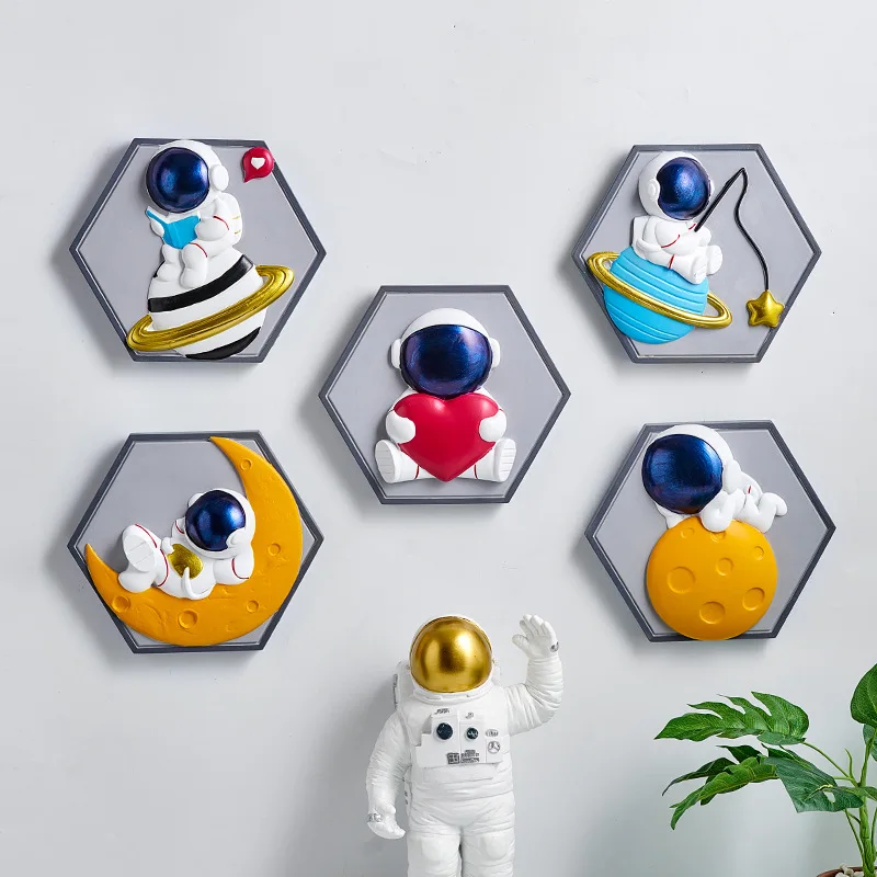 Nordic Creative Astronaut Wall Hangings Home Living Room Study Entrance Wall Hanging Children's Room Wall Decoration
Nordic Creative Astronaut Wall Hangings Home Living Room Study Entrance Wall Hanging Children's Room Wall Decoration