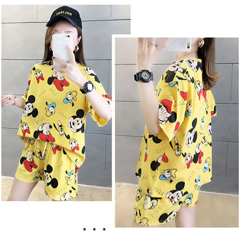 Disney Cotton Round Neck Cartoon Mickey Pajamas Set Summer Short Sleeve Sleepwear Lovely Mickey Leisure Clothes Nightwear
Disney Cotton Round Neck Cartoon Mickey Pajamas Set Summer Short Sleeve Sleepwear Lovely Mickey Leisure Clothes Nightwear