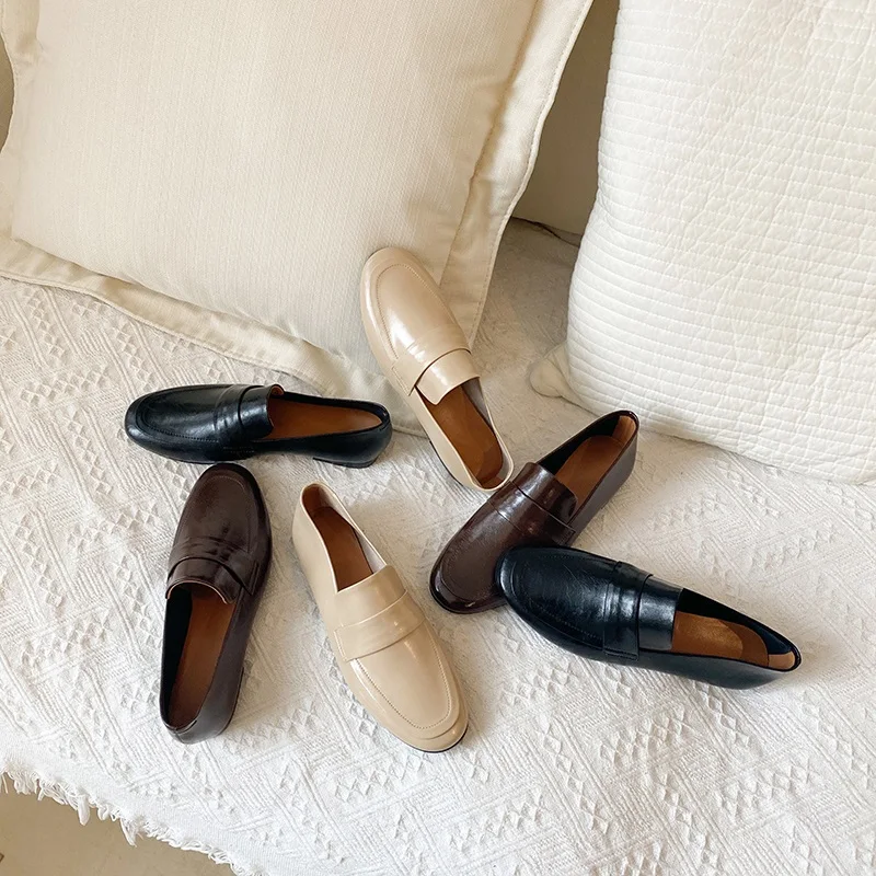 Woman Simple Flat Shoes Slip On Loafers Korea Style Cow Leather Women Shoe Handmade Girls Flats Comfortable Ladies Mules
Woman Simple Flat Shoes Slip On Loafers Korea Style Cow Leather Women Shoe Handmade Girls Flats Comfortable Ladies Mules