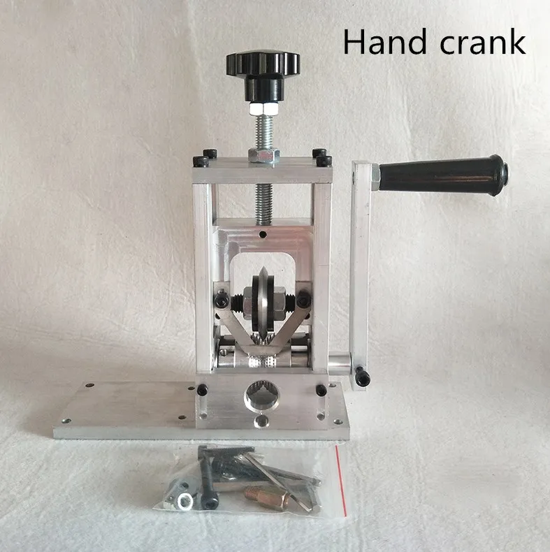 Waste wire and cable stripping machine DIY manual/drilling machine/motor-driven wire stripper cable diameter 0-30MM
Waste wire and cable stripping machine DIY manual/drilling machine/motor-driven wire stripper cable diameter 0-30MM