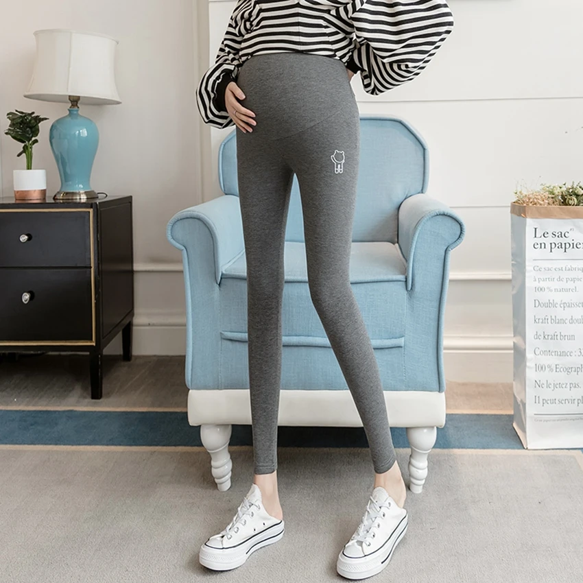 Pregnant women's leggings spring and autumn models thickened small pits pregnant women belly lift pants leggings foot pants
Pregnant women's leggings spring and autumn models thickened small pits pregnant women belly lift pants leggings foot pants