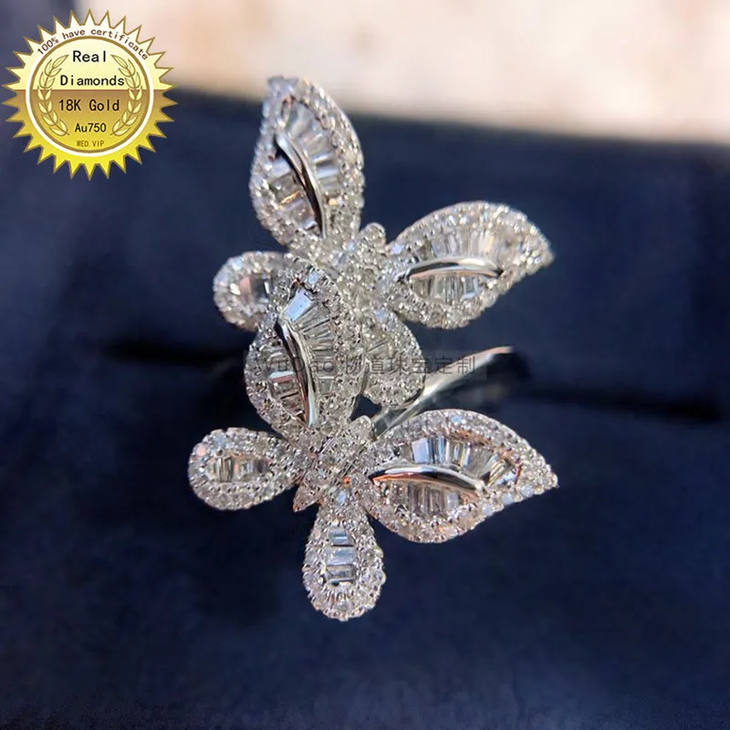 С покрытием 18-ти каратным белым золото 0.75ct природных кольцо c настоящим бриллиантом Обручение & Свадебные ювелирные изделия имеют сертификат
С покрытием 18-ти каратным белым золото 0.75ct природных кольцо c настоящим бриллиантом Обручение & Свадебные ювелирные изделия имеют сертификат