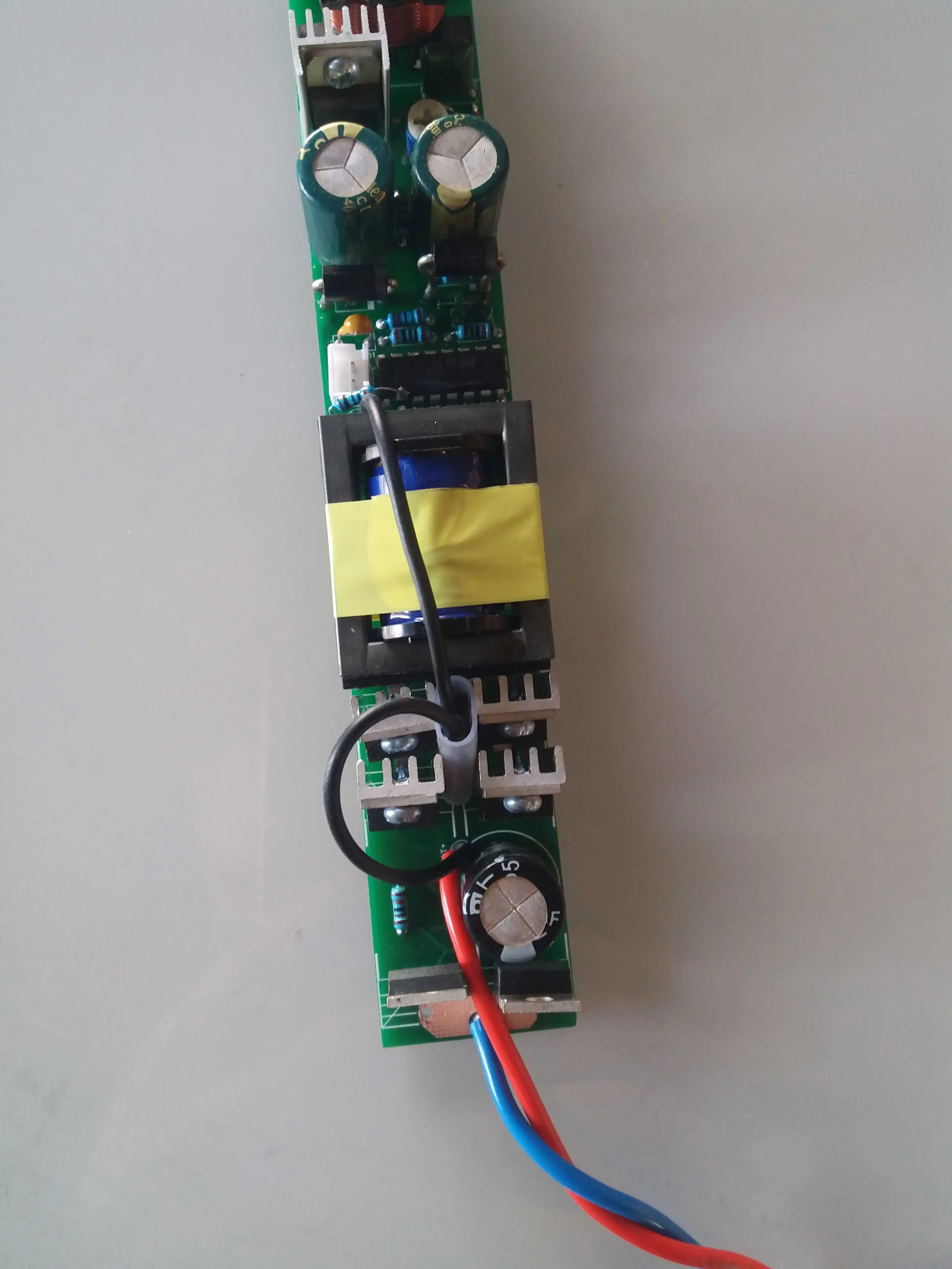 Strip inverter main board 40 board sea board temperature protection switch three-wire Hall switch 16.8 volt board
Strip inverter main board 40 board sea board temperature protection switch three-wire Hall switch 16.8 volt board