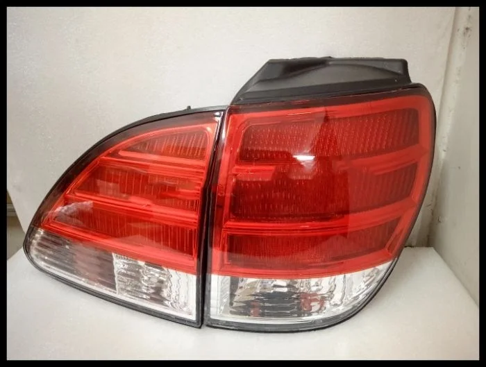 Eosuns Rear Light + Brake Light + Turn Signal Rear Bumper Light Reflector for Lexus Rx300 1998-2002
Eosuns Rear Light + Brake Light + Turn Signal Rear Bumper Light Reflector for Lexus Rx300 1998-2002