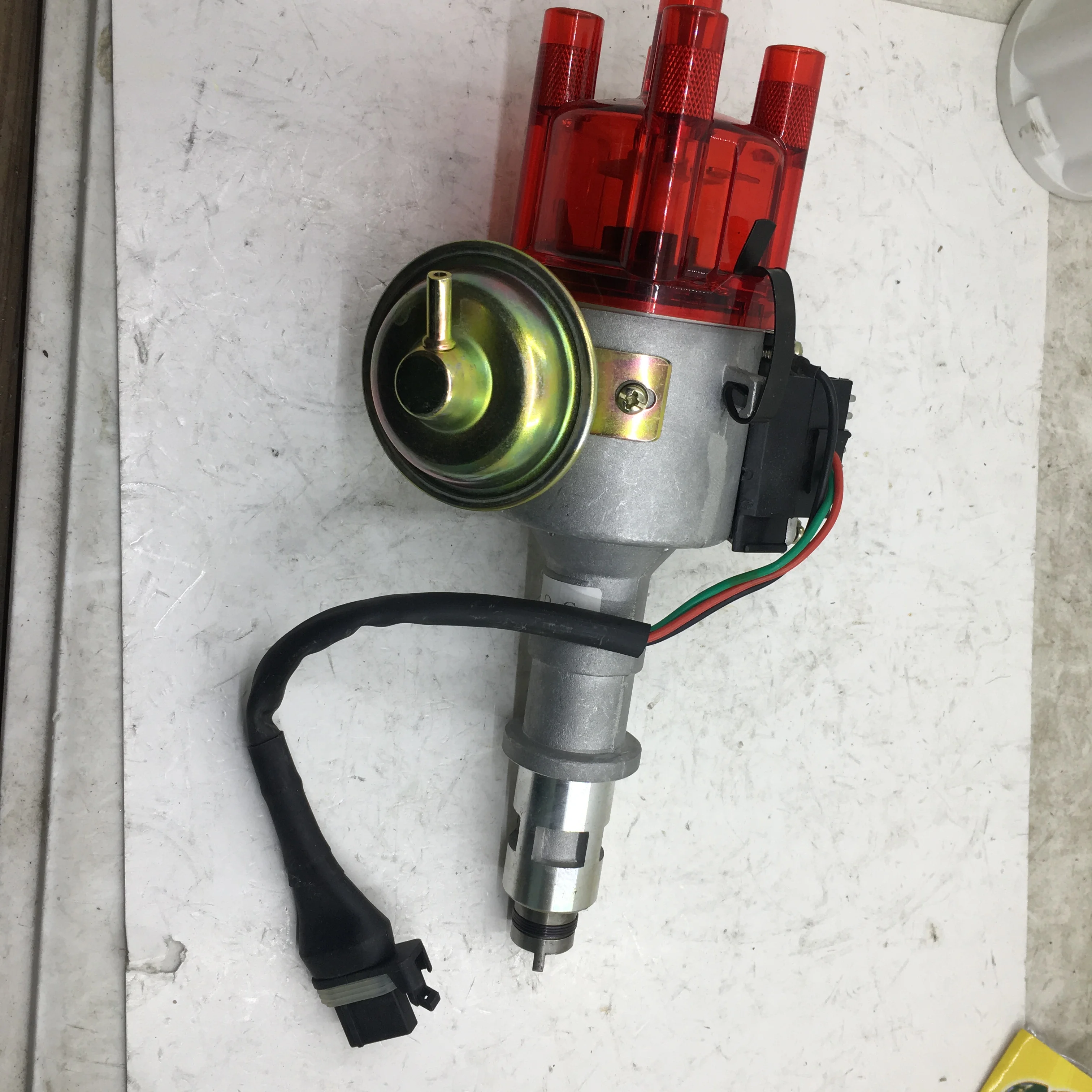 SherryBerg RED transparent cap complete Ignition DISTRIBUTOR DS2055A for FIAT RENAULT UNO R9 R11 R12 R19 1300CC 1600CC 4 CYLS
SherryBerg RED transparent cap complete Ignition DISTRIBUTOR DS2055A for FIAT RENAULT UNO R9 R11 R12 R19 1300CC 1600CC 4 CYLS