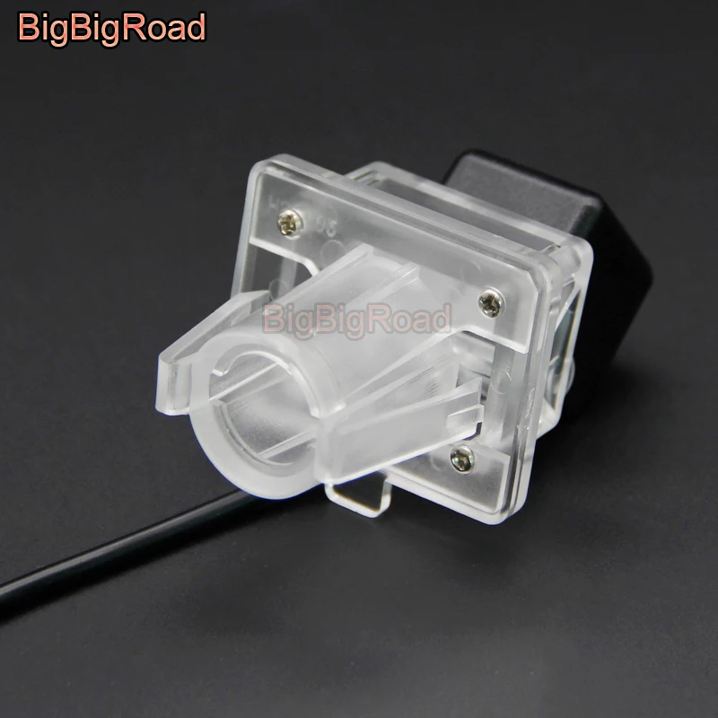 BigBigRoad Car Rear View Camera For Mercedes Benz C Class W204 2007~2014 / Back Up Reverse Parking HD CCD Original Screen Camera
BigBigRoad Car Rear View Camera For Mercedes Benz C Class W204 2007~2014 / Back Up Reverse Parking HD CCD Original Screen Camera