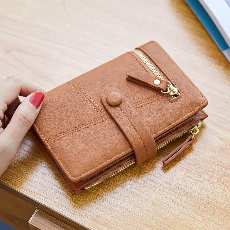 Women Fashion Short Wallet 2022 New Multifunction Simple Card Holder Female Solid Color Korean Style Retro Coin Purses Key Case
Women Fashion Short Wallet 2022 New Multifunction Simple Card Holder Female Solid Color Korean Style Retro Coin Purses Key Case