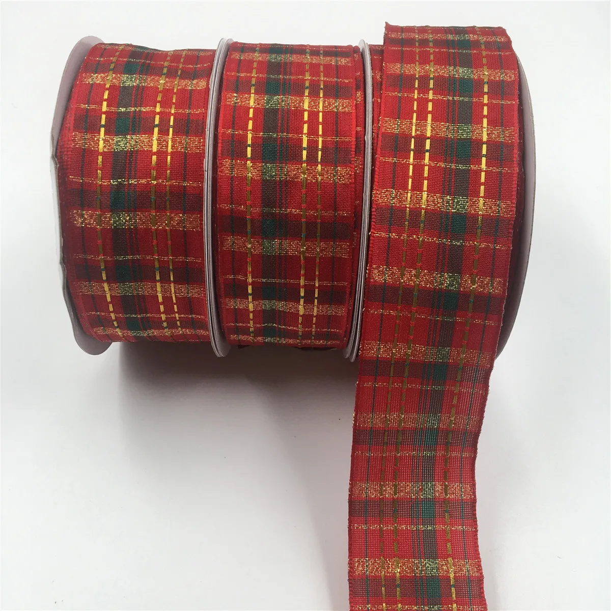 38mm 25Yards Scottish Red Ribbon Golden Lurex Line Wired Edge for Birthday Christmas Gift Box Wrapping Decoration DIY1-1/2"N1042
38mm 25Yards Scottish Red Ribbon Golden Lurex Line Wired Edge for Birthday Christmas Gift Box Wrapping Decoration DIY1-1/2"N1042