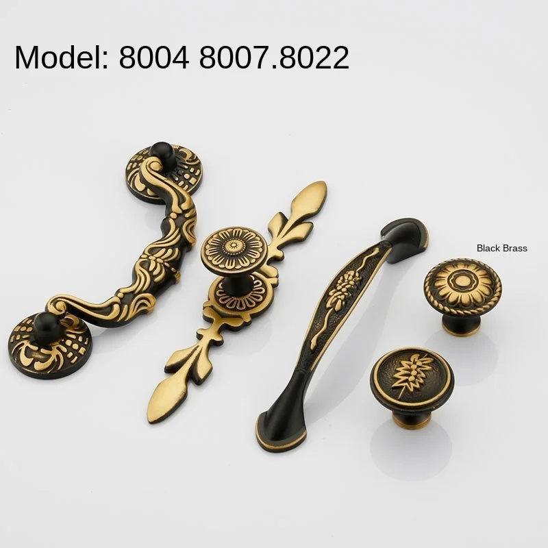 Leeds classic Chinese shoe cabinet handle solid thickened wardrobe pure copper handle furniture hardware accessories
Leeds classic Chinese shoe cabinet handle solid thickened wardrobe pure copper handle furniture hardware accessories