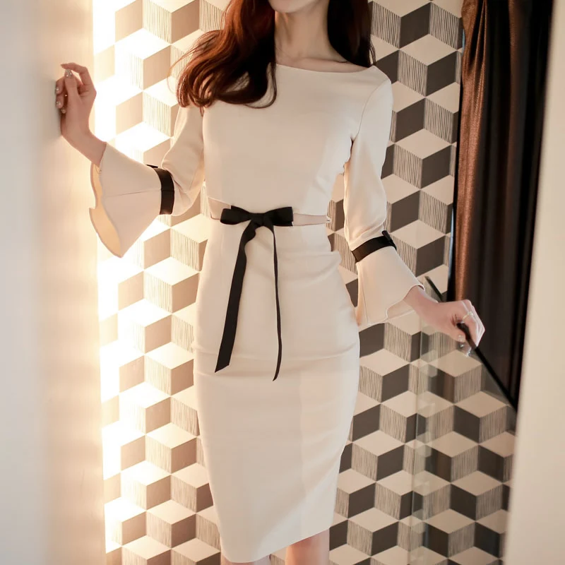Winter 2020 Women Sexy Party Dress Petal Sleeve Hollow Out Bow Bodycon Night Club Pencil Dress Autumn Spring
Winter 2020 Women Sexy Party Dress Petal Sleeve Hollow Out Bow Bodycon Night Club Pencil Dress Autumn Spring