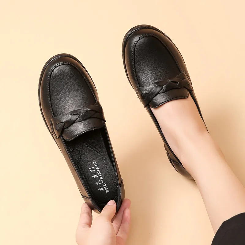 2021 New All-match Soft-soled Casual Women's Shoes Cowhide Single Shoes Flat Non-slip Mother Shoes Women's Leather Shoes
2021 New All-match Soft-soled Casual Women's Shoes Cowhide Single Shoes Flat Non-slip Mother Shoes Women's Leather Shoes