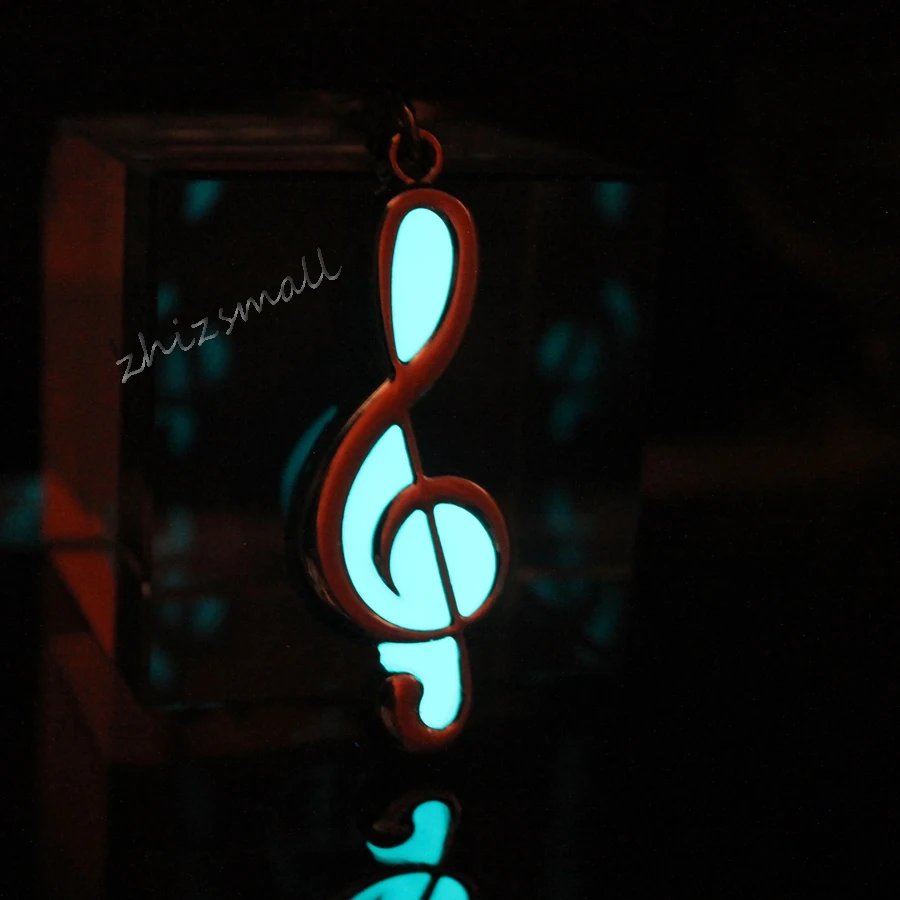 Glowing Musical notes music keychain keychain men women keyring GLOW in the DARK fashion charm keychain
Glowing Musical notes music keychain keychain men women keyring GLOW in the DARK fashion charm keychain