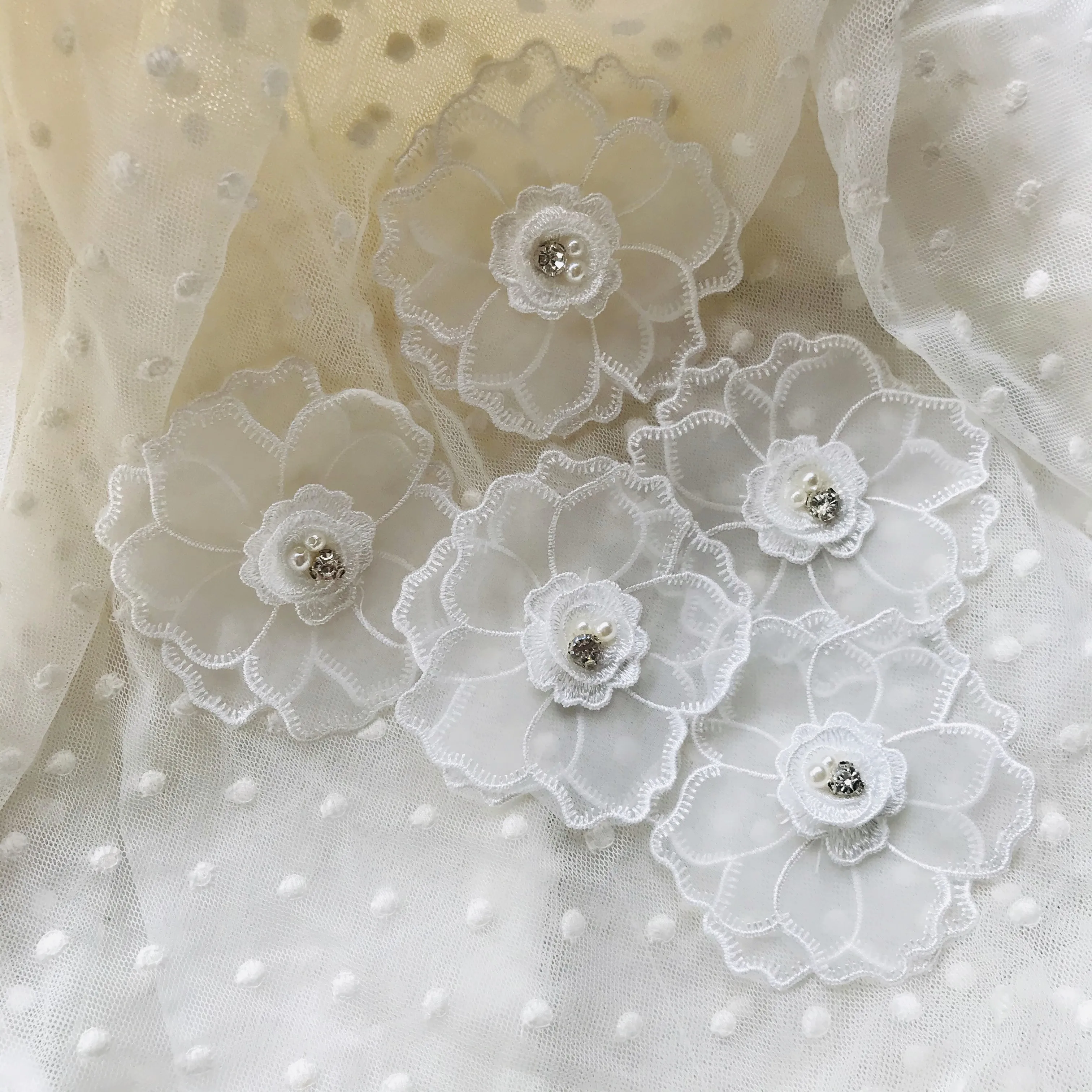 Flower Lace Applique 10pcs White Beaded Organza Embroidery Floral Patches for Dress Sweater Clothes 9cm 3.5" Wide L14F28
Flower Lace Applique 10pcs White Beaded Organza Embroidery Floral Patches for Dress Sweater Clothes 9cm 3.5" Wide L14F28