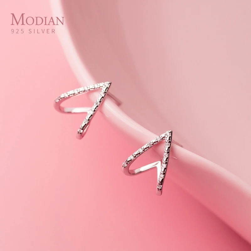 Modian Fashion 925 Sterling Silver V-Shape Cute Tiny Stud Earring for Women Luminous Clear CZ Ear Pin Fine Jewelry Accessories
Modian Fashion 925 Sterling Silver V-Shape Cute Tiny Stud Earring for Women Luminous Clear CZ Ear Pin Fine Jewelry Accessories