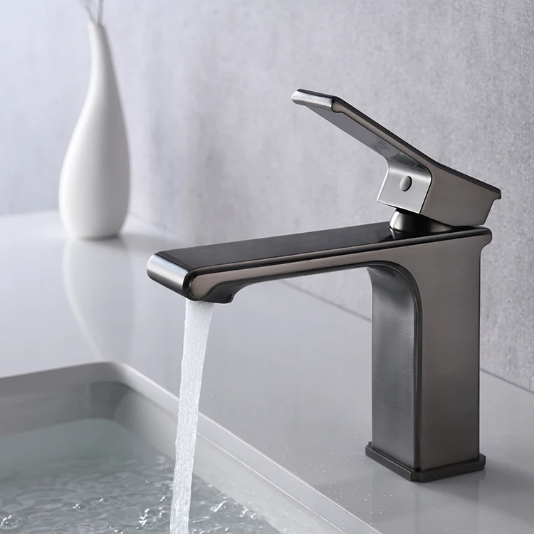 Fashion Design Brass Bathroom sink faucet High Quality copper Basin mixer faucet Single hole single handle Luxury Bathroom Tap
Fashion Design Brass Bathroom sink faucet High Quality copper Basin mixer faucet Single hole single handle Luxury Bathroom Tap