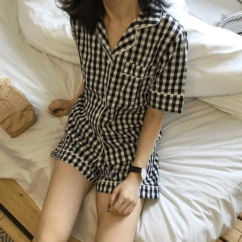 Femme Summer Lapel Kawaii Plaid Home Suit Vintage Drawstring Korean Pajama Casual Students Outerwear Sleepwear 2pcs
Femme Summer Lapel Kawaii Plaid Home Suit Vintage Drawstring Korean Pajama Casual Students Outerwear Sleepwear 2pcs