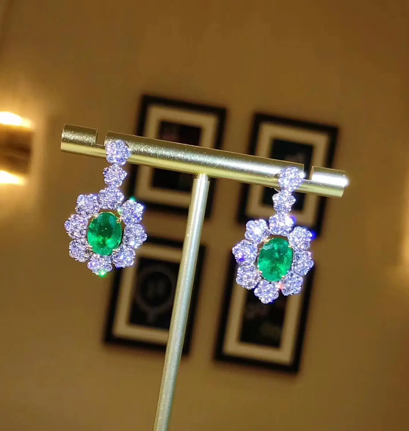 Natural Real Emerald Earring 925 Silver sterling Fine Charm Jewelry for Women Wedding Party Earring
Natural Real Emerald Earring 925 Silver sterling Fine Charm Jewelry for Women Wedding Party Earring