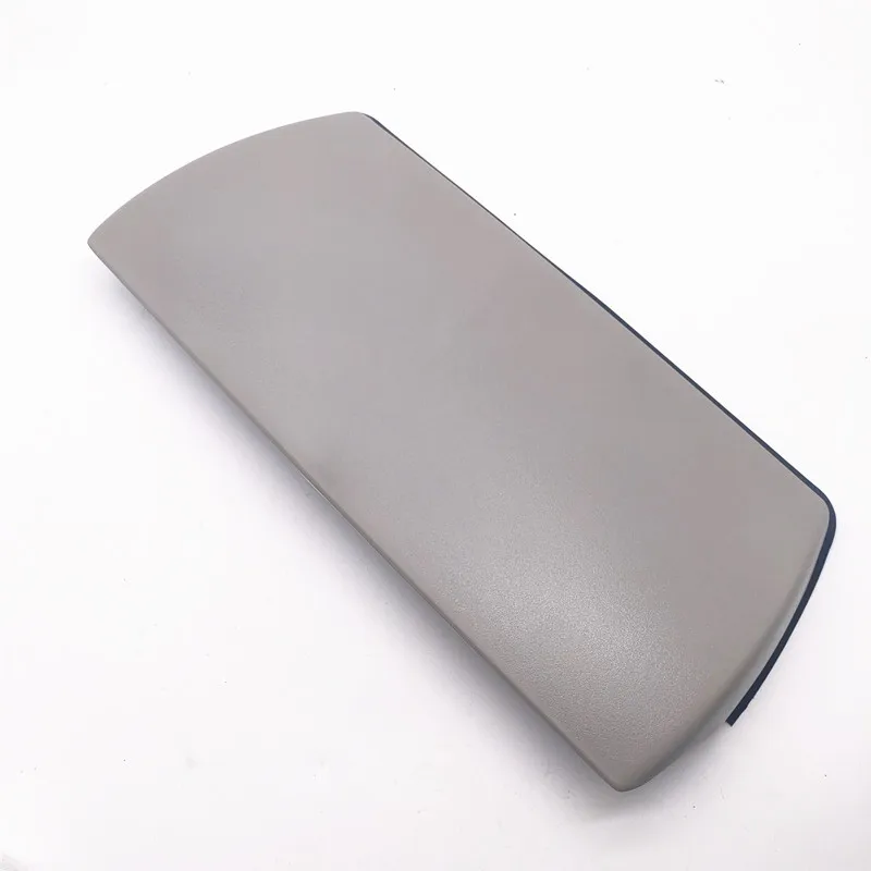 Suitable for new Peugeot 408 third brake lamp cover, high-position brake lamp cover, trunk brake lamp cover OEM: 98071468ZD
Suitable for new Peugeot 408 third brake lamp cover, high-position brake lamp cover, trunk brake lamp cover OEM: 98071468ZD