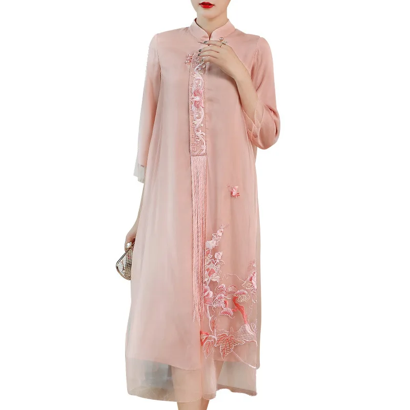 Qipao Hanfu Modified Dress for Women, Heavy Embroidery Collar, Seven-Sleeve, Chinese Style, New Type, Qipao, Early Autumn, 2023
Qipao Hanfu Modified Dress for Women, Heavy Embroidery Collar, Seven-Sleeve, Chinese Style, New Type, Qipao, Early Autumn, 2023