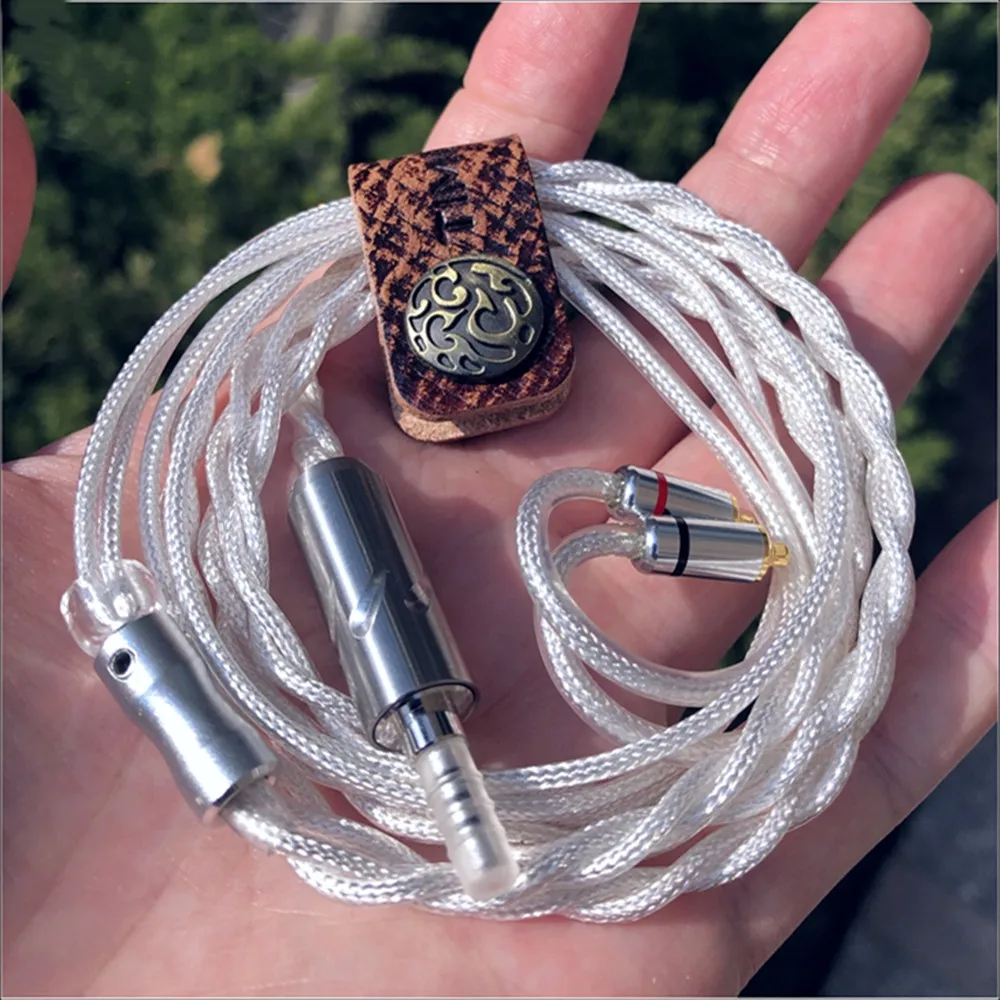 FENGRU DayBreak 2Pin MMCX QDC A2DC Gold silver copper advanced element hybrid cable For i99 T9iE se846 Minor n5005 z1r
FENGRU DayBreak 2Pin MMCX QDC A2DC Gold silver copper advanced element hybrid cable For i99 T9iE se846 Minor n5005 z1r