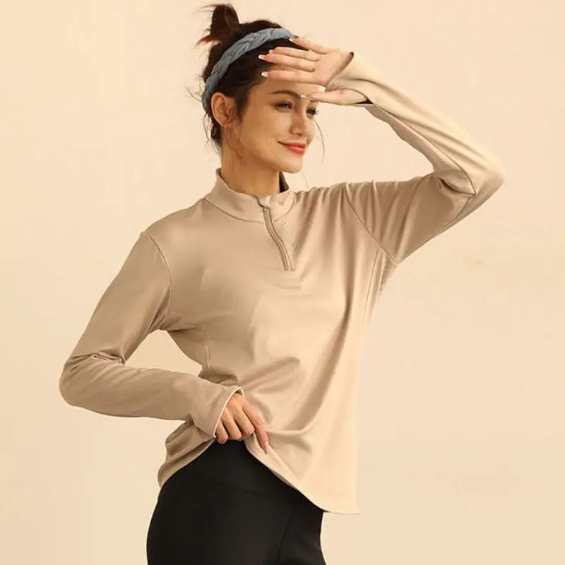 Women's Sports T-shirt 2022 Autumn Winter Big Velvet Thickening Running Stand-up Collar Fitness Clothes Long-sleeved Yoga Top
Women's Sports T-shirt 2022 Autumn Winter Big Velvet Thickening Running Stand-up Collar Fitness Clothes Long-sleeved Yoga Top