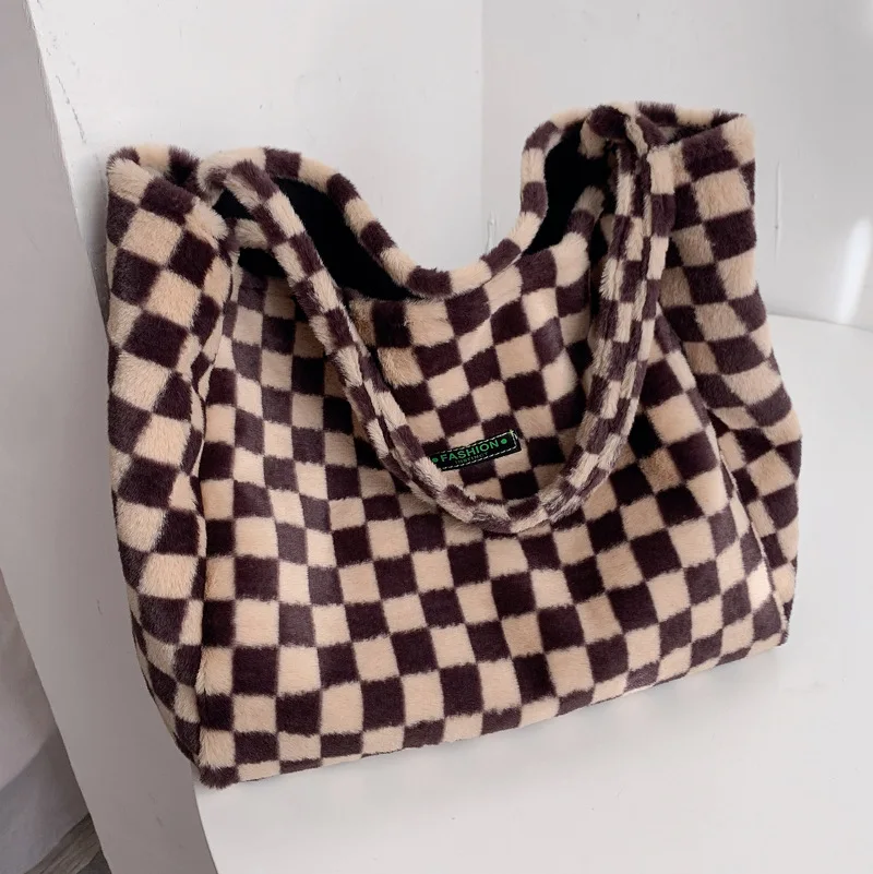 2021 Winter Large Capacity Women's Shoulder Bags Solid Color Soft Plush Handbags Ladies Design Messenger Bag Handbag Tote Purse
2021 Winter Large Capacity Women's Shoulder Bags Solid Color Soft Plush Handbags Ladies Design Messenger Bag Handbag Tote Purse