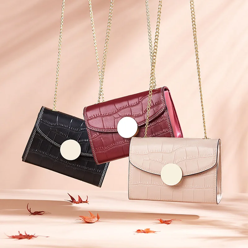 European And American Style Fashion New Tide Chain Bag Leather Fairy Bag Brand High Quality Luxury Personality Shoulder Bags
European And American Style Fashion New Tide Chain Bag Leather Fairy Bag Brand High Quality Luxury Personality Shoulder Bags