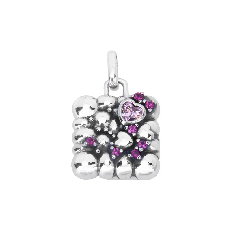 100% 925 sterling silver personalized European and American style cookie pendant diamond niche design
100% 925 sterling silver personalized European and American style cookie pendant diamond niche design