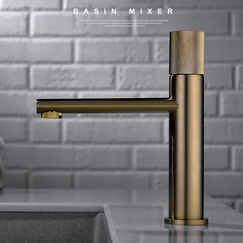Basin Faucets Brush Gold/Black Brass Single Handle Faucet Hot & Cold Water Sink Faucet Mixer Taps Bathroom Faucet Lavatory Mixer
Basin Faucets Brush Gold/Black Brass Single Handle Faucet Hot & Cold Water Sink Faucet Mixer Taps Bathroom Faucet Lavatory Mixer